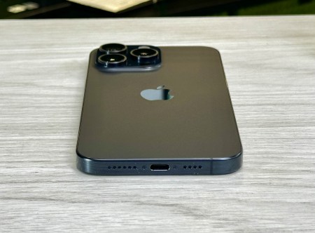 Iphone 15 Pro Max Blue Titanium 2